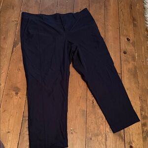 Kirkland Signature Black Capris